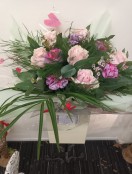 6 PINK ROSES, 6 PINK CARNATIONS