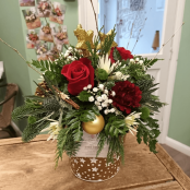 Christmas Bucket Arrangement
